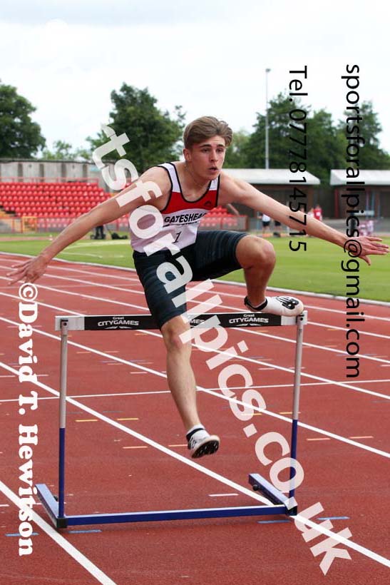 Hurdles, 2021 Northumberland, Durham and Cleveland Schools. Photo: David T. Hewitson/Sports for All Pics